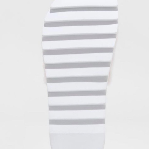 Stars Above Women’s Ferlet Slippers Cream - Picture 4 of 4